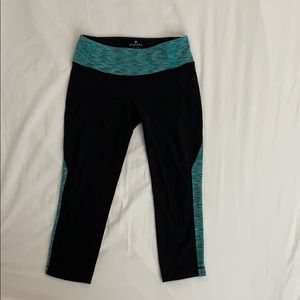 Athleta Small Yoga Capri